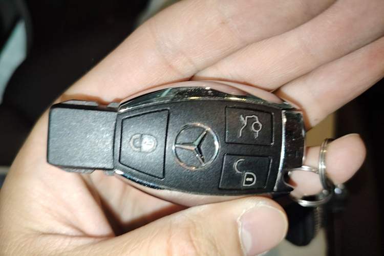 Used Mercedes-Benz GLE 2016 GLE 400 4MATIC Vehicle Key