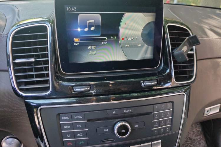 Used Mercedes-Benz GLE 2017 GLE 320 4MATIC Dynamic Model Audio And AC Panel