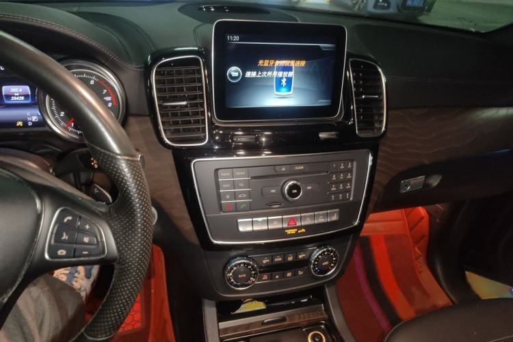 Used Mercedes-Benz GLE 2017 GLE 320 4MATIC Dynamic Model Audio And AC Panel