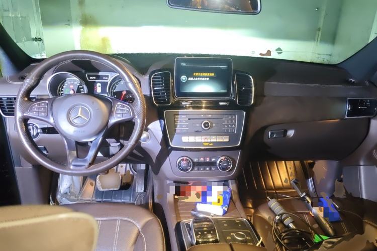 Used Mercedes-Benz GLE 2017 GLE 400 4MATIC Center Console