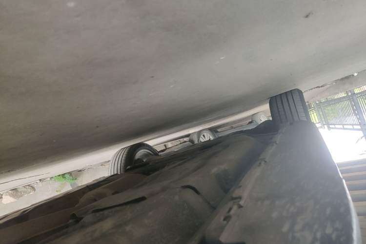 Used Mercedes-Benz GLE 2017 GLE 400 4MATIC Chassis Rear Left