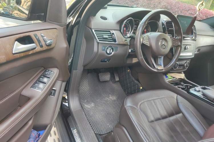 Used Mercedes-Benz GLE 2017 GLE 320 4MATIC Dynamic Model Driver Seat