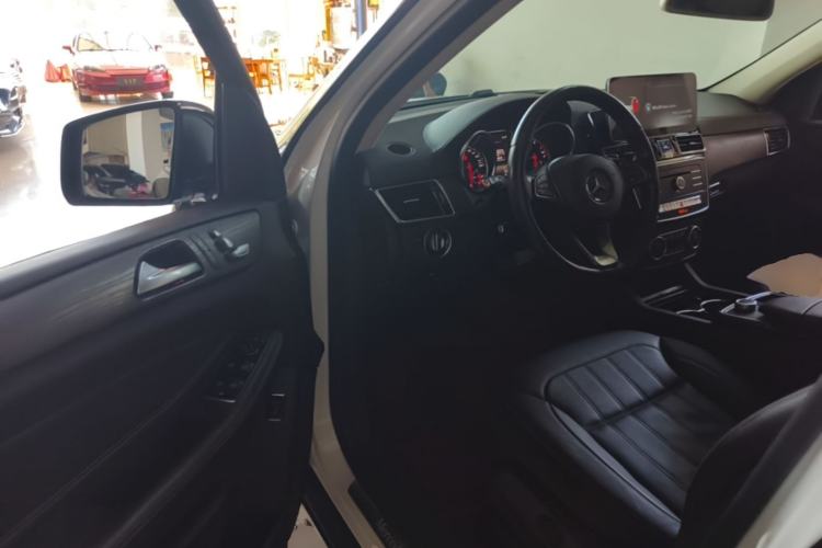 Used Mercedes-Benz GLE 2017 GLE 320 4MATIC Dynamic Model Driver Seat