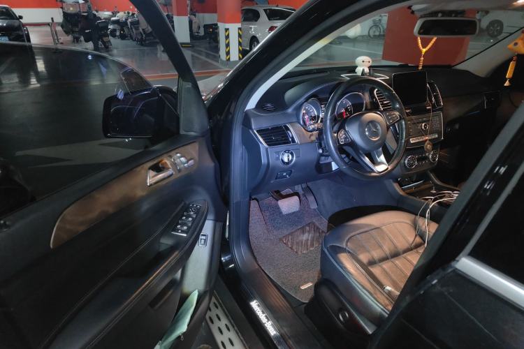 Used Mercedes-Benz GLE 2017 GLE 320 4MATIC Dynamic Model Driver Seat