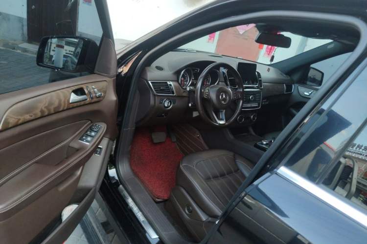Used Mercedes-Benz GLE 2017 GLE 320 4MATIC Dynamic Model Driver Seat