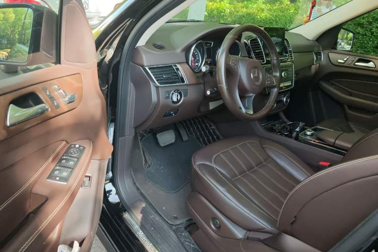 Used Mercedes-Benz GLE 2017 GLE 320 4MATIC Dynamic Model Driver Seat