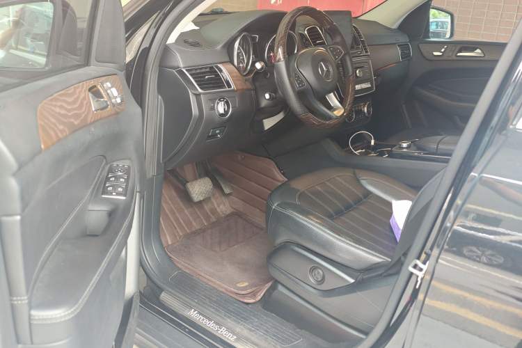 Used Mercedes-Benz GLE 2017 GLE 320 4MATIC Dynamic Model Driver Seat
