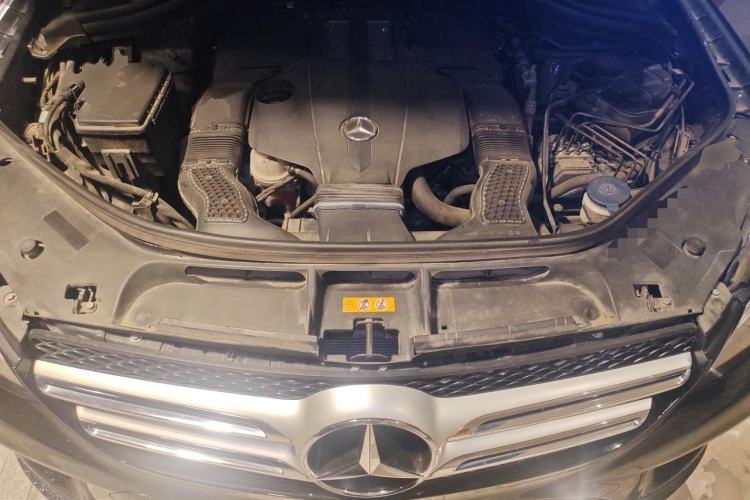 Used Mercedes-Benz GLE 2017 GLE 400 4MATIC Engine Bay