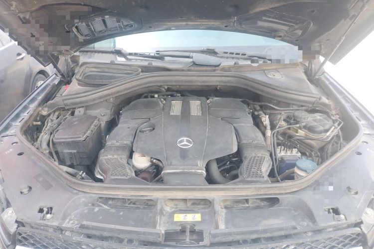 Used Mercedes-Benz GLE 2017 GLE 320 4MATIC Luxury Model Engine Bay