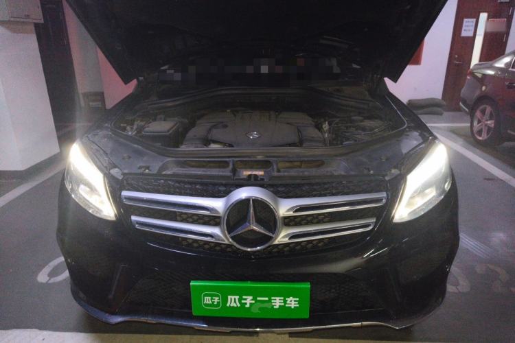 Used Mercedes-Benz GLE 2017 GLE 320 4MATIC Dynamic Model Engine Bay