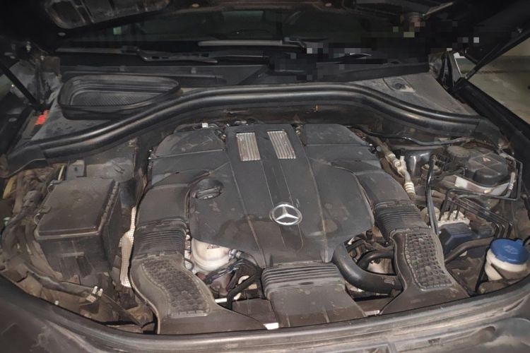 Used Mercedes-Benz GLE 2017 GLE 400 4MATIC Engine Bay