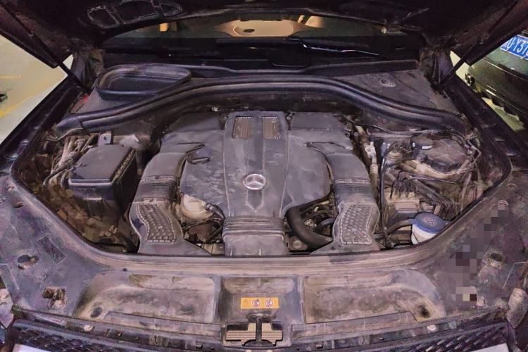 Used Mercedes-Benz GLE 2017 GLE 320 4MATIC Luxury Model Engine Bay