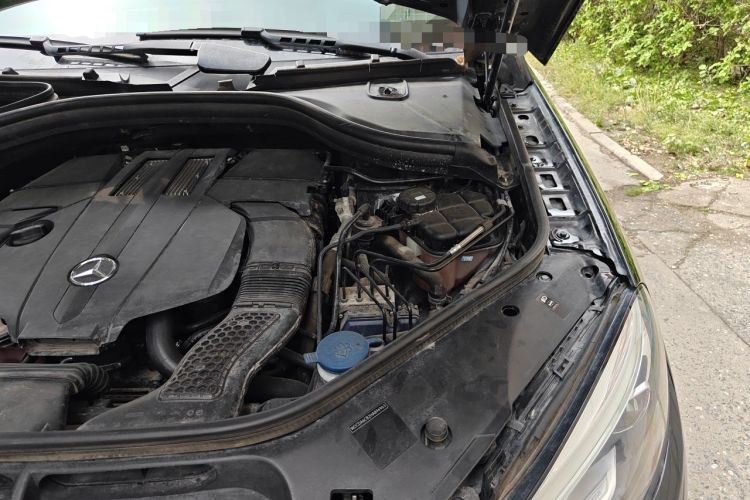 Used Mercedes-Benz GLE 2017 GLE 320 4MATIC Luxury Model Engine Bay Left