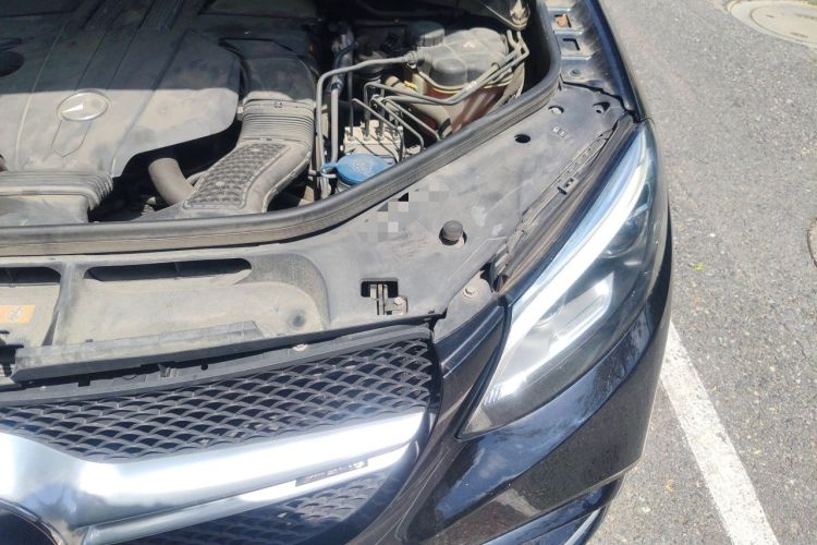 Used Mercedes-Benz GLE 2017 GLE 400 4MATIC Engine Bay Left