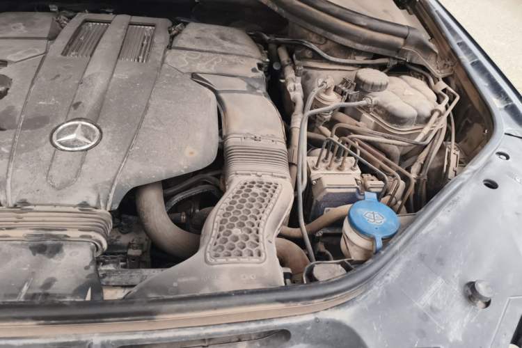 Used Mercedes-Benz GLE 2017 GLE 320 4MATIC Dynamic Model Engine Bay Left