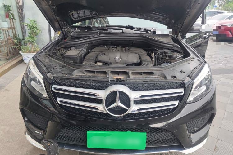 Used Mercedes-Benz GLE 2017 GLE 400 4MATIC Engine Bay