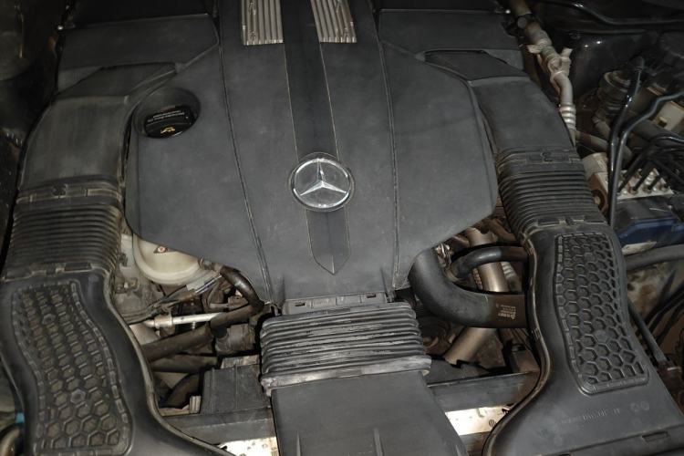 Used Mercedes-Benz GLE 2017 GLE 400 4MATIC Engine Bay