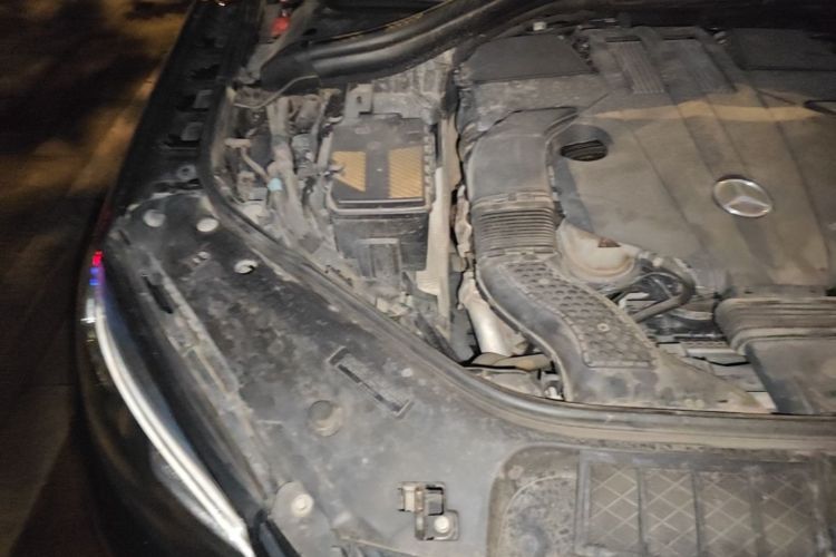Used Mercedes-Benz GLE  Engine Bay Right