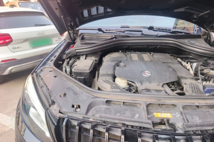 Used Mercedes-Benz GLE 2017 GLE 320 4MATIC Dynamic Model Engine Bay Right