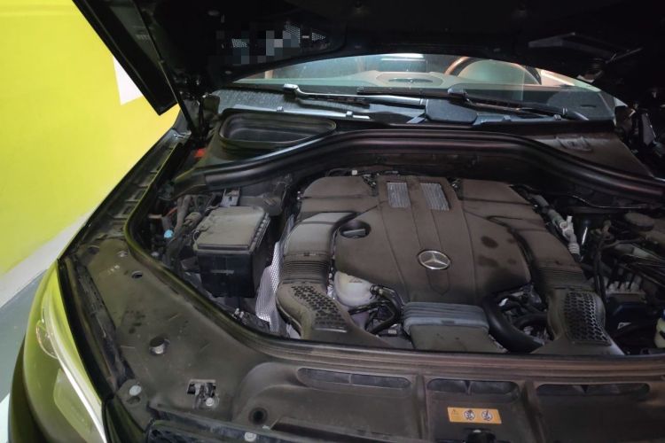 Used Mercedes-Benz GLE 2017 GLE 320 4MATIC Dynamic Model Engine Bay Right