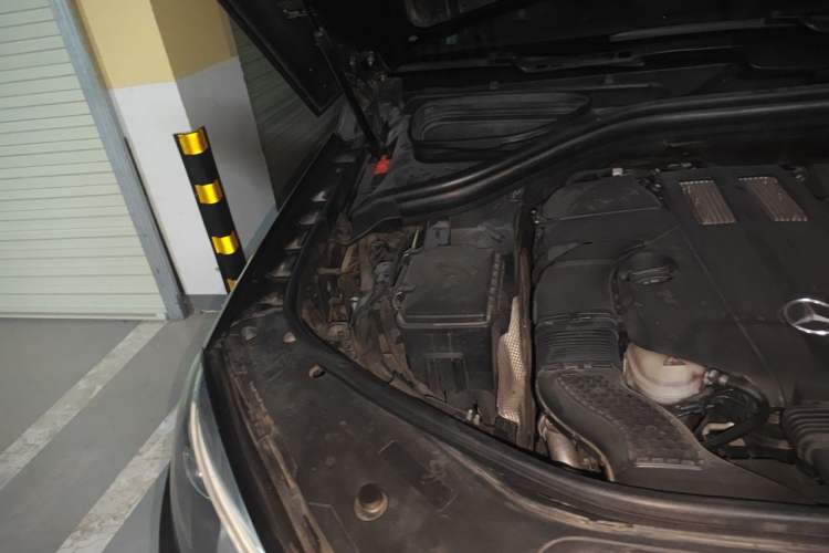 Used Mercedes-Benz GLE 2017 GLE 400 4MATIC Engine Bay Right