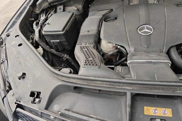 Used Mercedes-Benz GLE 2017 GLE 400 4MATIC Engine Bay Right