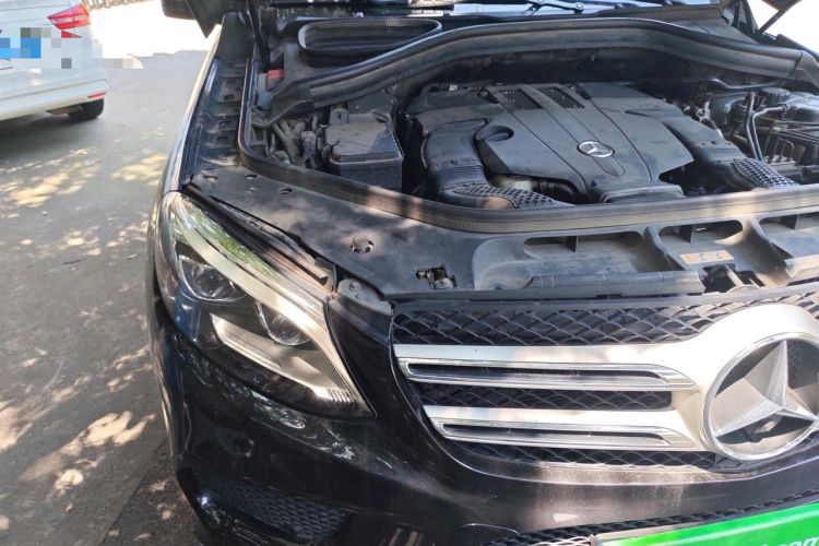 Used Mercedes-Benz GLE 2017 GLE 320 4MATIC Dynamic Model Engine Bay Right