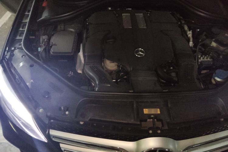 Used Mercedes-Benz GLE  Engine Bay Right
