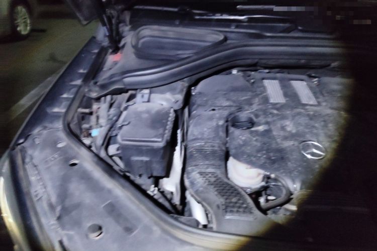 Used Mercedes-Benz GLE 2017 GLE 320 4MATIC Luxury Model Engine Bay Right