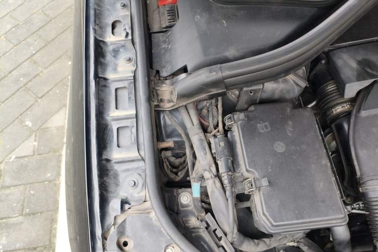 Used Mercedes-Benz GLE 2017 GLE 320 4MATIC Dynamic Model Engine Bay Right