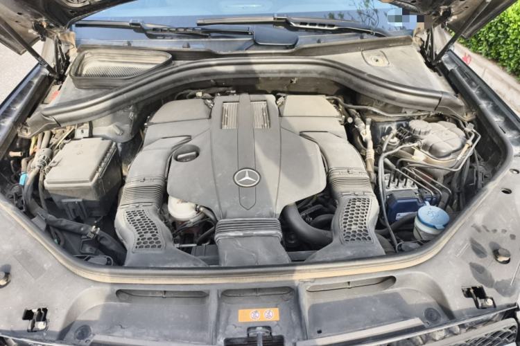 Used Mercedes-Benz GLE 2017 GLE 400 4MATIC Engine Bay