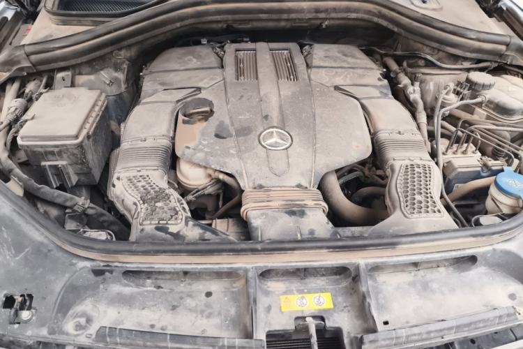 Used Mercedes-Benz GLE 2017 GLE 320 4MATIC Dynamic Model Engine Bay