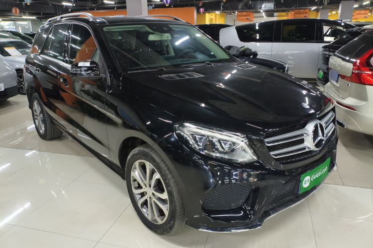 Used Mercedes-Benz GLE 2017 GLE 320 4MATIC Dynamic Model Exterior 2