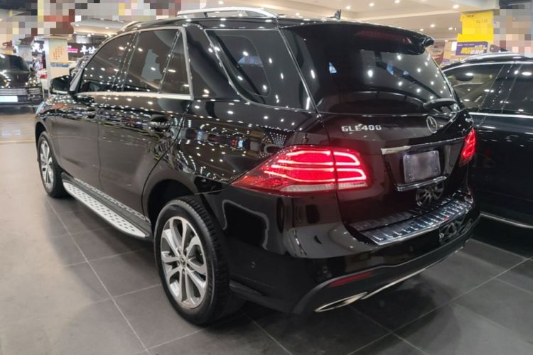 Used Mercedes-Benz GLE 2017 GLE 320 4MATIC Dynamic Model Exterior 2