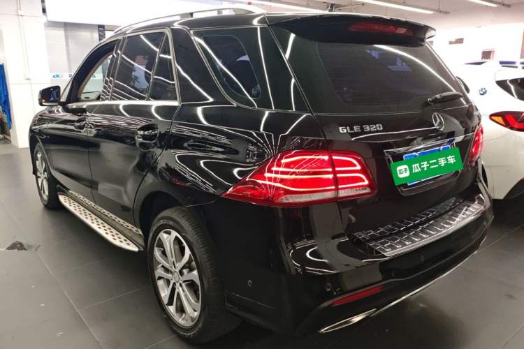 Used Mercedes-Benz GLE 2017 GLE 320 4MATIC Dynamic Model Exterior 2