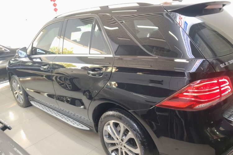 Used Mercedes-Benz GLE 2017 GLE 320 4MATIC Dynamic Model Exterior 3