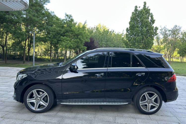 Used Mercedes-Benz GLE 2017 GLE 400 4MATIC Exterior 3
