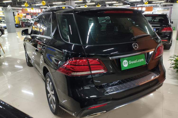 Used Mercedes-Benz GLE 2017 GLE 320 4MATIC Dynamic Model Exterior 3