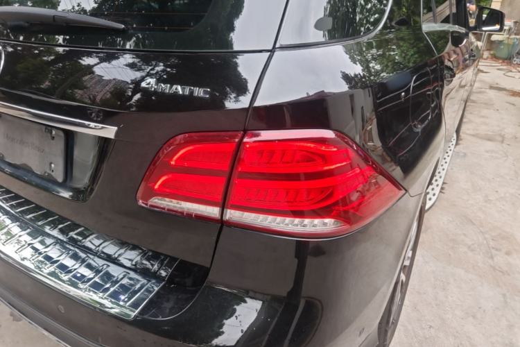Used Mercedes-Benz GLE 2017 GLE 320 4MATIC Dynamic Model Exterior 3