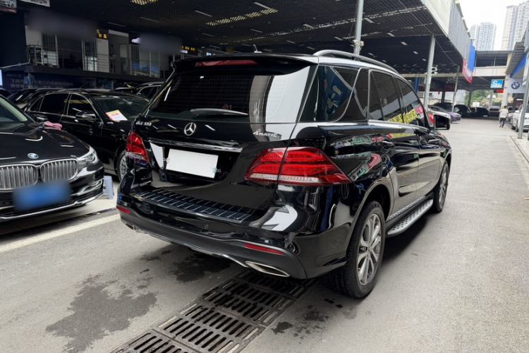 Used Mercedes-Benz GLE 2017 GLE 320 4MATIC Dynamic Model Exterior 3