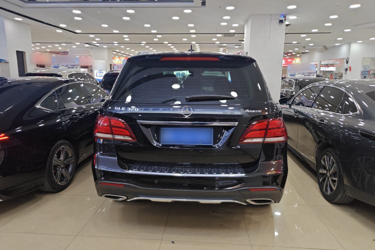 Used Mercedes-Benz GLE 2017 GLE 320 4MATIC Dynamic Model Exterior 4