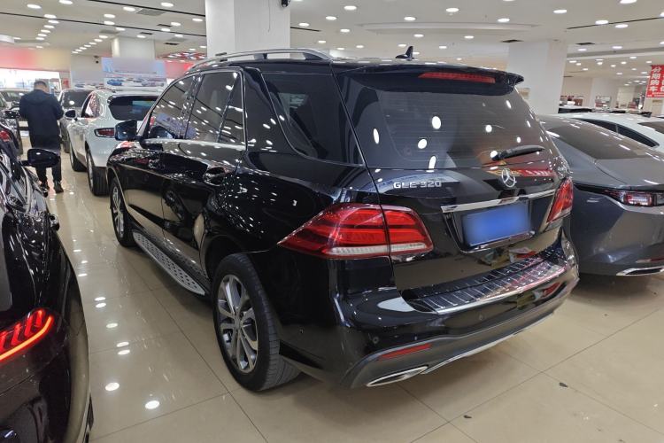 Used Mercedes-Benz GLE 2017 GLE 320 4MATIC Dynamic Model Exterior 5