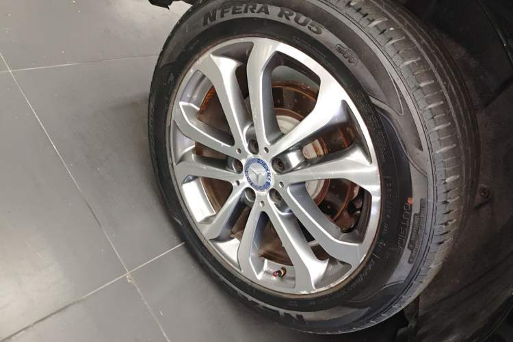 Used Mercedes-Benz GLE 2017 GLE 320 4MATIC Dynamic Model Exterior 5