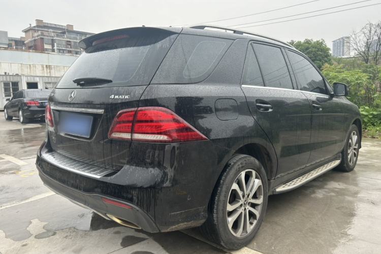 Used Mercedes-Benz GLE 2017 GLE 320 4MATIC Dynamic Model Exterior 5