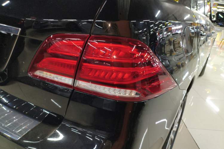 Used Mercedes-Benz GLE 2017 GLE 320 4MATIC Dynamic Model Exterior 6