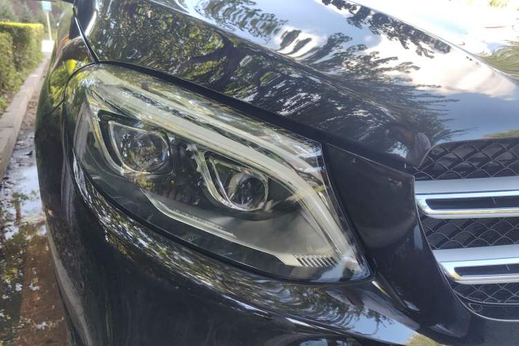 Used Mercedes-Benz GLE 2017 GLE 320 4MATIC Dynamic Model Exterior 6