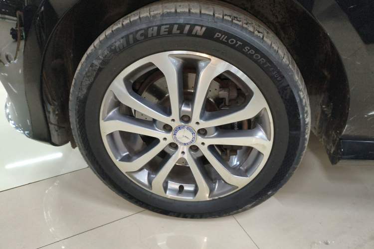 Used Mercedes-Benz GLE 2017 GLE 320 4MATIC Dynamic Model Exterior 7