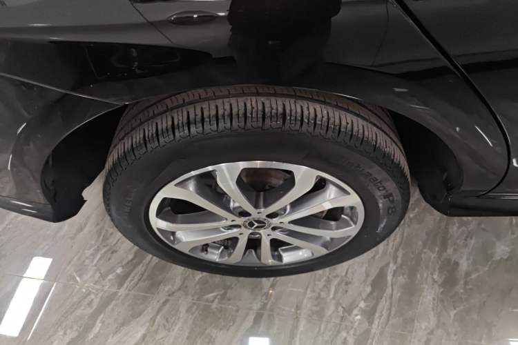Used Mercedes-Benz GLE 2017 GLE 320 4MATIC Dynamic Model Exterior 8