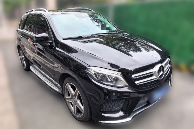 Used Mercedes-Benz GLE 2017 GLE 400 4MATIC Front Right 45 Deg
