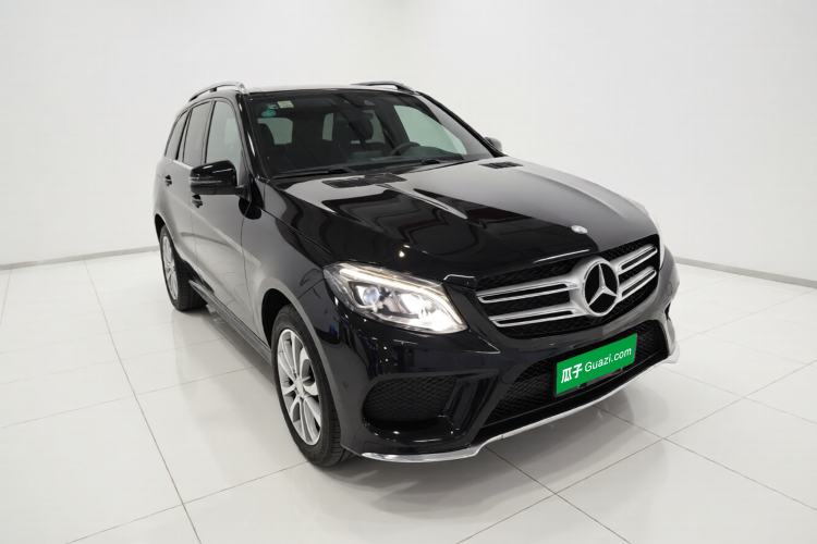 Used Mercedes-Benz GLE 2017 GLE 320 4MATIC Dynamic Model Front Right 45 Deg